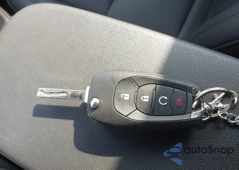 2025 Chevrolet Trax Fwd Ls из США, поврежденный, VIN KL77LFEP6SC256804